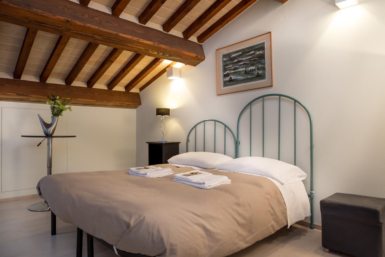 Guesthouse Via Di Gracciano - Adults Only Montepulciano Ngoại thất bức ảnh